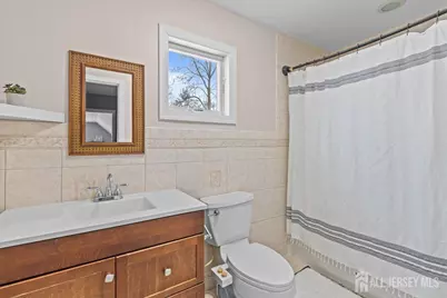401 Port Monmouth Road, Middletown, NJ 07748 - Photo 20