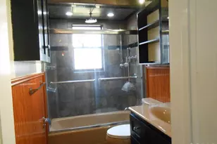 512 Sharon Garden Dr, Woodbridge Township, NJ 07095 - Photo 10