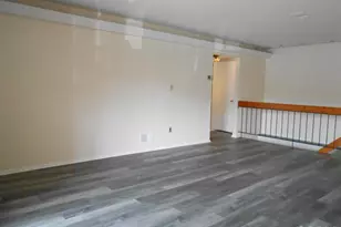 512 Sharon Garden Dr, Woodbridge Township, NJ 07095 - Photo 8