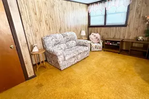 107 Zoar Pl, Middlesex, NJ 08846 - Photo 6