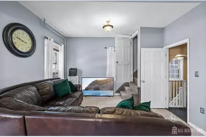 64 Comstock Street, New Brunswick, NJ 08901 - Photo 10