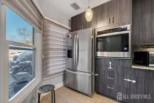 130 Magee Ct, East Brunswick Township, NJ 08816 - Photo 12