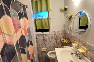 271 Woodbridge Ave, Woodbridge Township, NJ 07095 - Photo 10