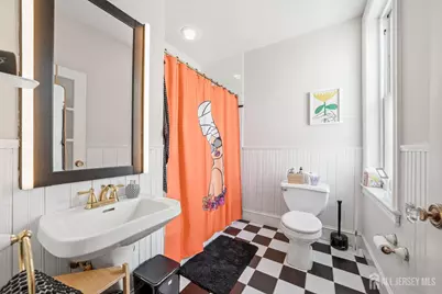 346 E Union Street, Burlington City, NJ 08016 - Photo 22