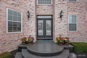 11 Gatarz Ct, East Brunswick Township, NJ 08816 - Photo 2