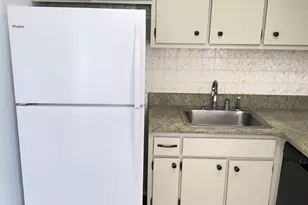 8 Minnesota Dr, Old Bridge Township, NJ 07747 - Photo 8