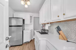 1355 Hamilton St, Elizabeth, NJ 07208 - Photo 8