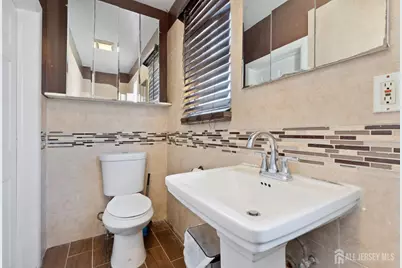 311 Gifford Street, Perth Amboy, NJ 08861 - Photo 22