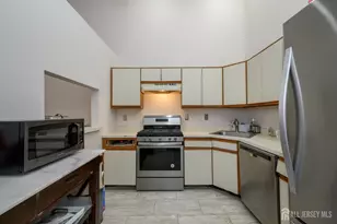 1514 Longley Ct, Branchburg Township, NJ 08876 - Photo 8
