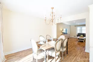 9 Sturbridge Dr W, Piscataway Township, NJ 08854 - Photo 10