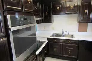 109 Lowell Ln, Monroe Township, NJ 08831 - Photo 4