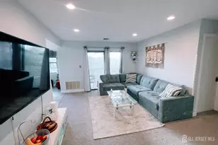 23-C Powderhorn Ct, Woodbridge Township, NJ 07095 - Photo 2