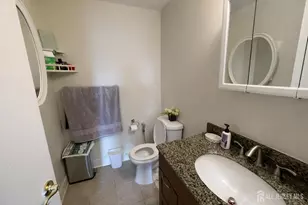 23-C Powderhorn Ct, Woodbridge Township, NJ 07095 - Photo 10