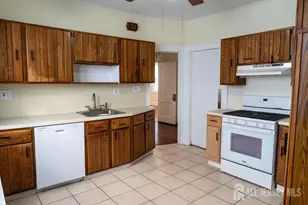 46 Catalpa Ave, Perth Amboy, NJ 08861 - Photo 12