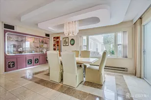 628 Windsor Way, Monroe Township, NJ 08831 - Photo 14