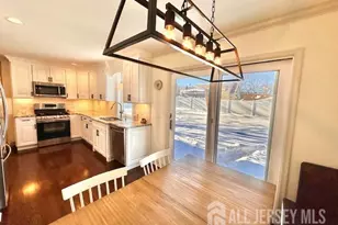 8 Willow Ct, Sayreville, NJ 08859 - Photo 14