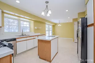 3 Ascot Pl, North Brunswick Township, NJ 08902 - Photo 8