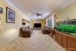 30 Rieder Rd, Edison, NJ 08817 - Photo 6