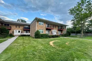 37 Judson Terrace, Edison, NJ 08837 - Photo 2