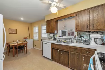 12 Lake Avenue, Franklin Township, NJ 08873 - Photo 12
