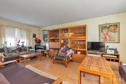 12 Lake Avenue, Franklin Township, NJ 08873 - Photo 4