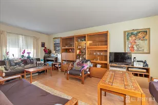 12 Lake Ave, Franklin Township, NJ 08873 - Photo 4