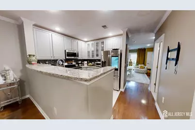 368 Rector Street #413, Perth Amboy, NJ 08861 - Photo 2