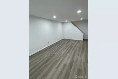 1307 Cricket Lane, Woodbridge Township, NJ 07095 - Photo 20