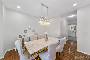 46 Pin Oak Dr, North Brunswick Township, NJ 08902 - Photo 6