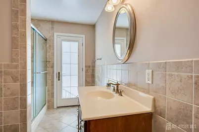 188 E Chestnut Avenue E, Metuchen, NJ 08840 - Photo 20
