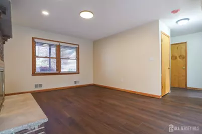 11 Lenox Street, Edison, NJ 08817 - Photo 18