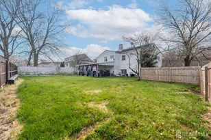 339 Middle Rd, Hazlet Township, NJ 07730 - Photo 14