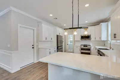 7 Vale Street, Edison, NJ 08817 - Photo 18