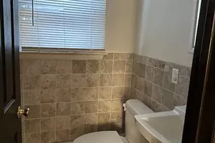 19 Fitch Rd, Carteret, NJ 07008 - Photo 4