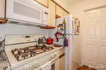 62 Haverhill Place, Franklin Township, NJ 08873 - Photo 16