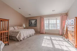 33 Vandeventer Ct, Sayreville, NJ 08872 - Photo 12