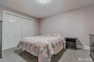 33 Vandeventer Ct, Sayreville, NJ 08872 - Photo 20