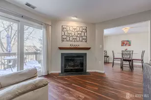 33 Vandeventer Ct, Sayreville, NJ 08872 - Photo 6