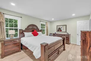 28 Hawthorn Dr, Edison, NJ 08820 - Photo 32