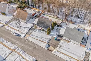 107 Blvd West Blvd, Old Bridge Township, NJ 07735 - Photo 2