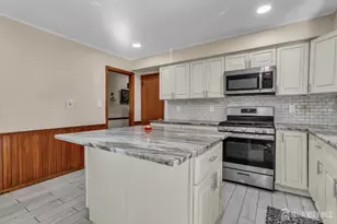 1 Memorial Dr, East Brunswick Township, NJ 08816 - Photo 8