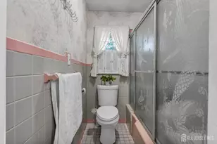 1 Memorial Dr, East Brunswick Township, NJ 08816 - Photo 22