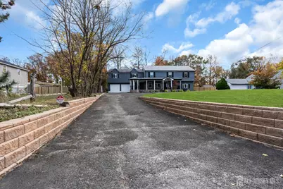 537 S Atlantic Avenue, Aberdeen Township, NJ 07747 - Photo 4