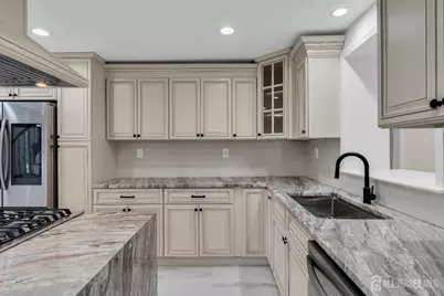 537 S Atlantic Avenue, Aberdeen Township, NJ 07747 - Photo 24