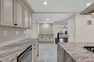 537 S Atlantic Avenue, Aberdeen Township, NJ 07747 - Photo 30