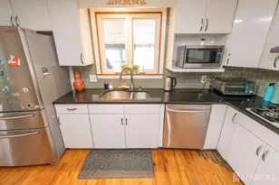 62 Hillcrest Ave, Edison, NJ 08817 - Photo 4