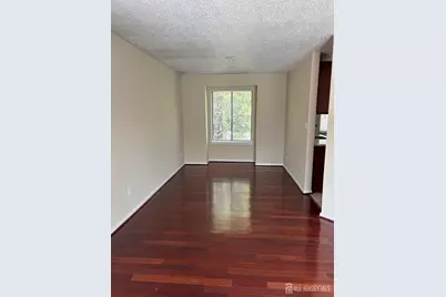 92 Gate House Lane, Edison, NJ 08820 - Photo 4