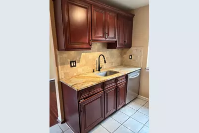 92 Gate House Lane, Edison, NJ 08820 - Photo 8