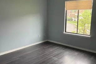 92 Gate House Ln, Edison, NJ 08820 - Photo 10