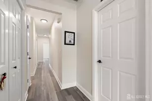 4 Wellington Pl, Monroe Township, NJ 08831 - Photo 18